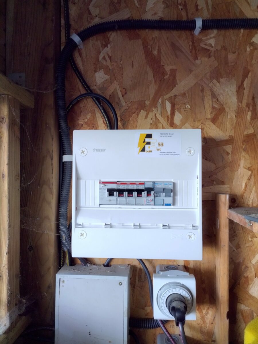 Flash Elec 53 Installation Borne De Recharge En Mayenne IMG 20221109 154225378